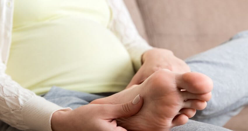 Treating Foot Swelling During Pregnancy